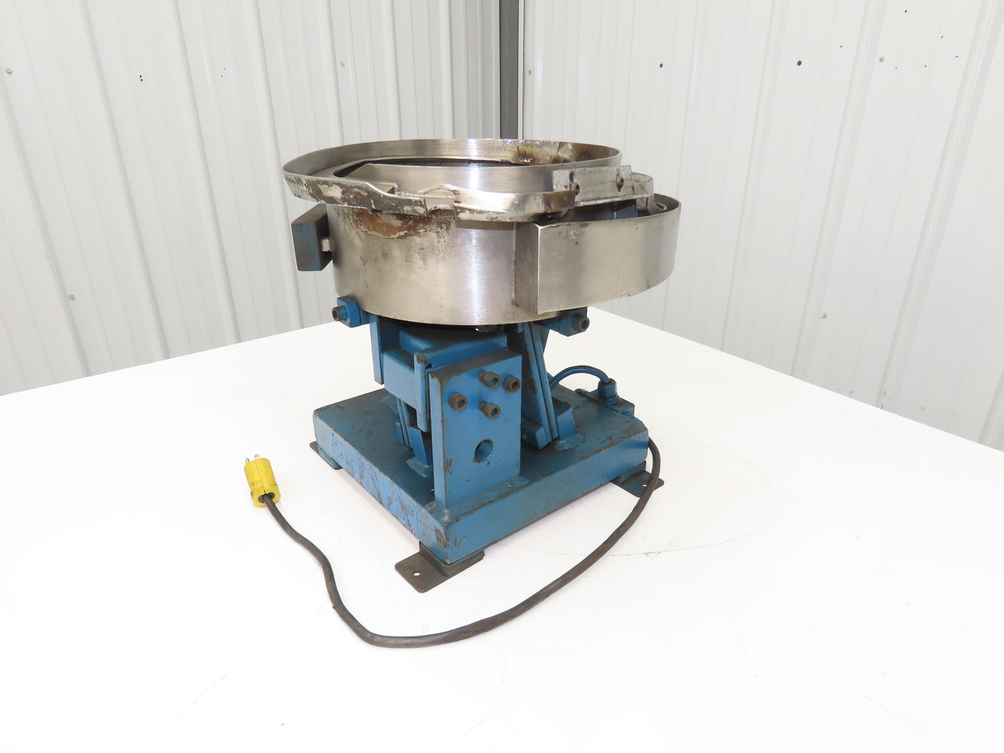 Mid West 12" Vibratory Bowl Parts Feeder 115V Magnetic Coil Stainless 5/16"