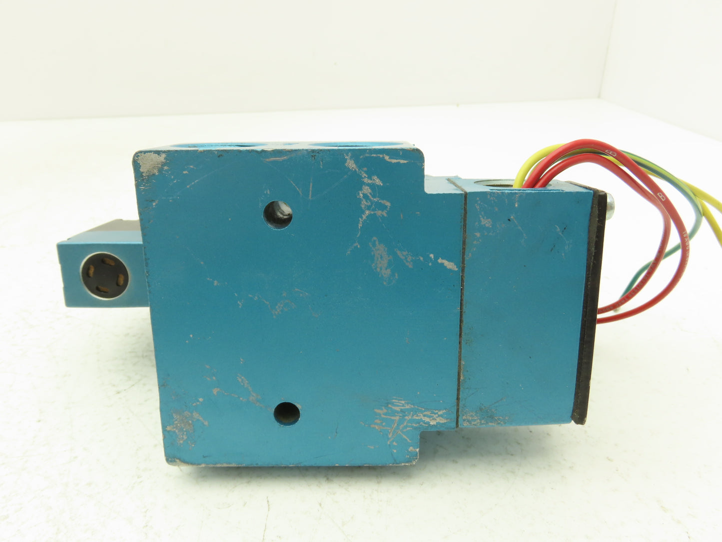 MAC 6521B-311-PM-111DA Pneumatic Solenoid Valve 150PSI 120V 3/4"NPT Manifold