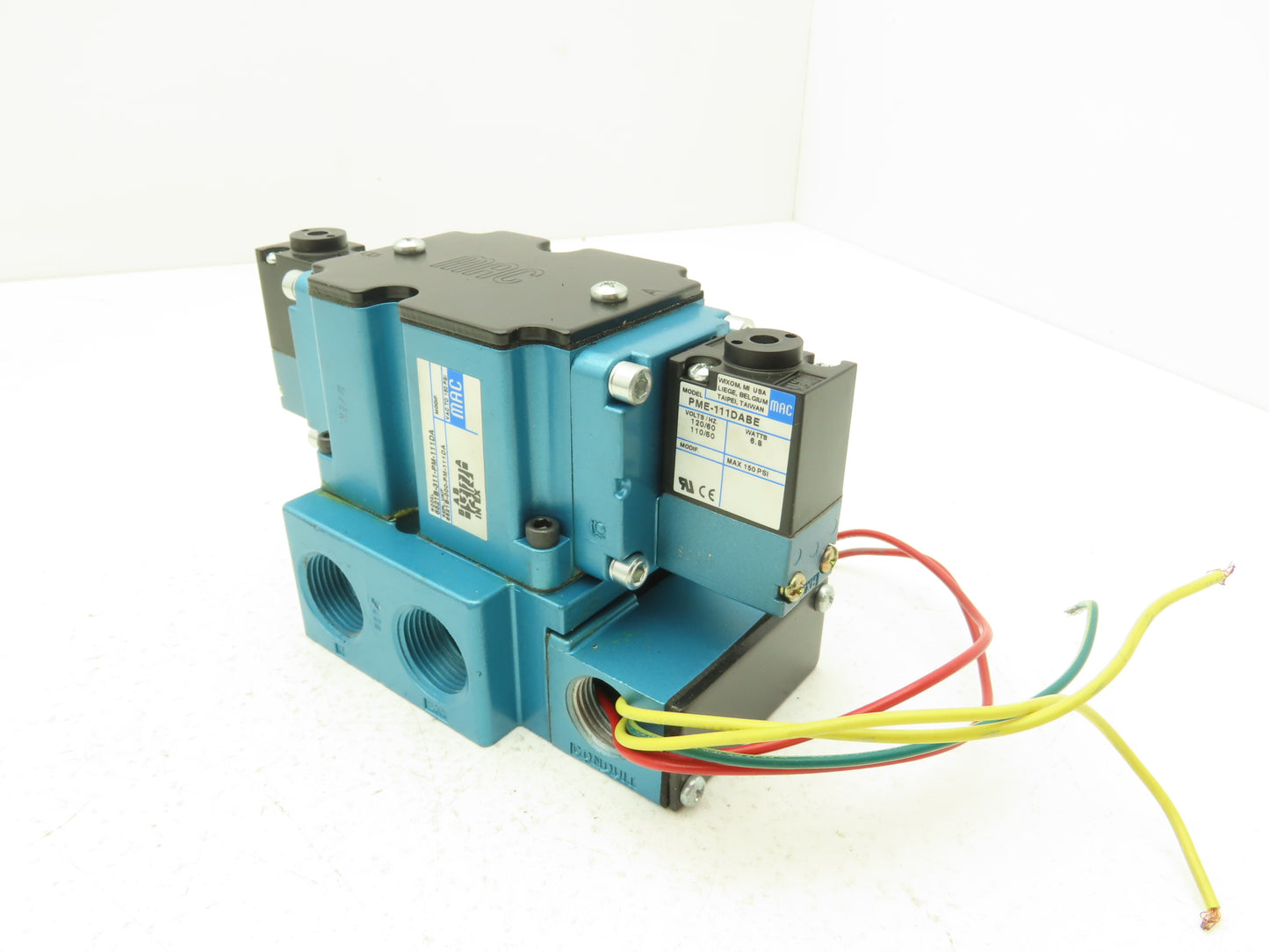 MAC 6521B-311-PM-111DA Pneumatic Solenoid Valve 150PSI 120V 3/4"NPT Manifold