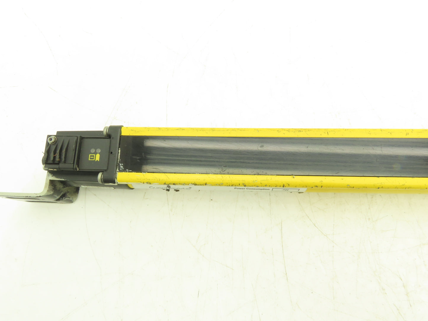 Allen Bradley 440L-T4J0480YD Light Curtain Guardmaster Transmitter - READ