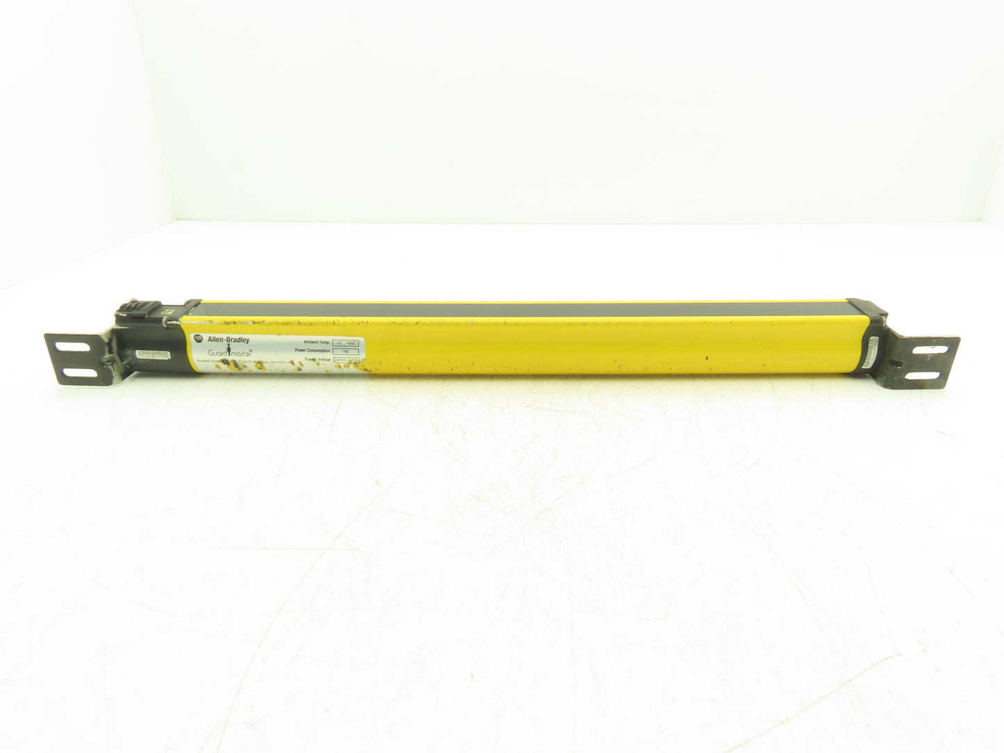 Allen Bradley 440L-T4J0480YD Light Curtain Guardmaster Transmitter - READ