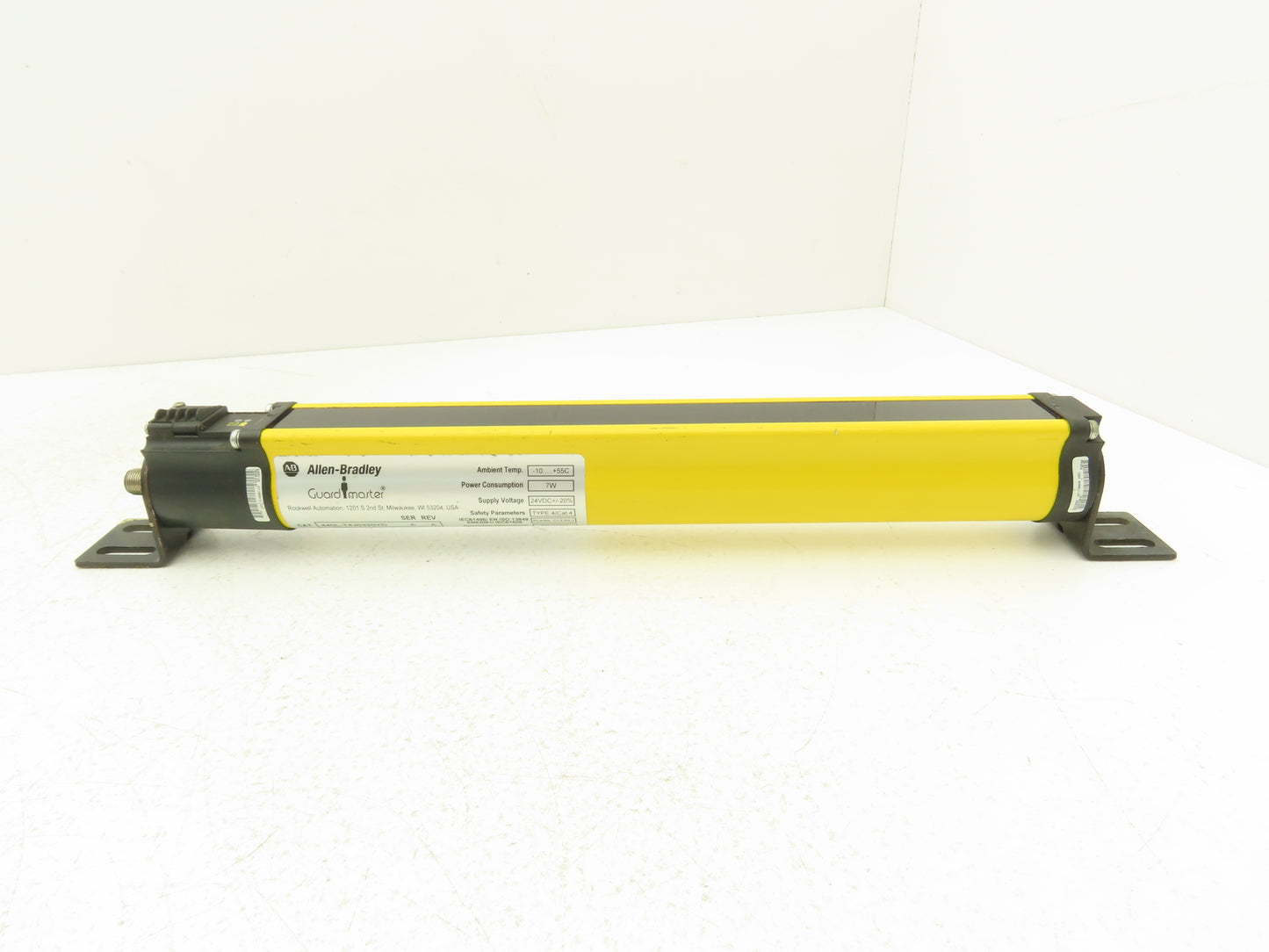 Allen Bradley 440L-T4J0320YD Light Curtain Guardmaster Transmitter Ser A Rev A