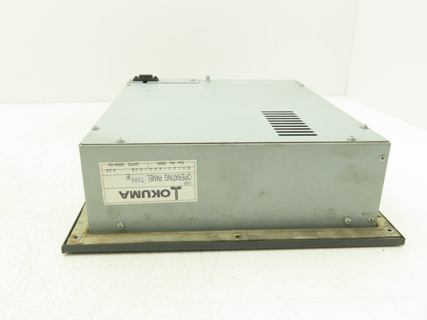 Okuma OSP7000 HMI Operator Control Panel With Monitor E0105-680-005 READ