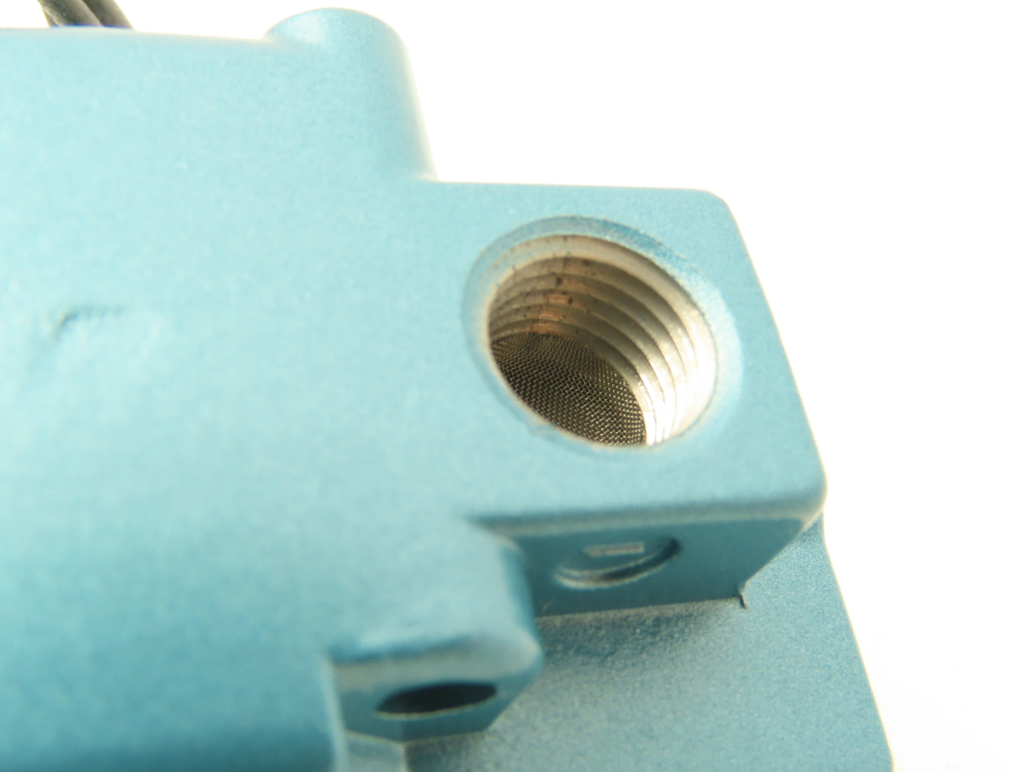 MAC 225B-111CCAA Pneumatic Solenoid Valve 120VAC 24VDC 1/4"NPT