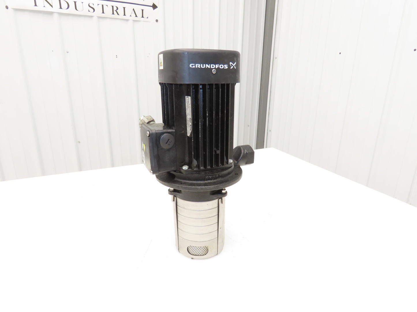 Grundfos MTH2-5/5 A-W-A-AQQV Immersion Coolant Pump .75kw 230V 3PH 13GPM 3/4"NPT