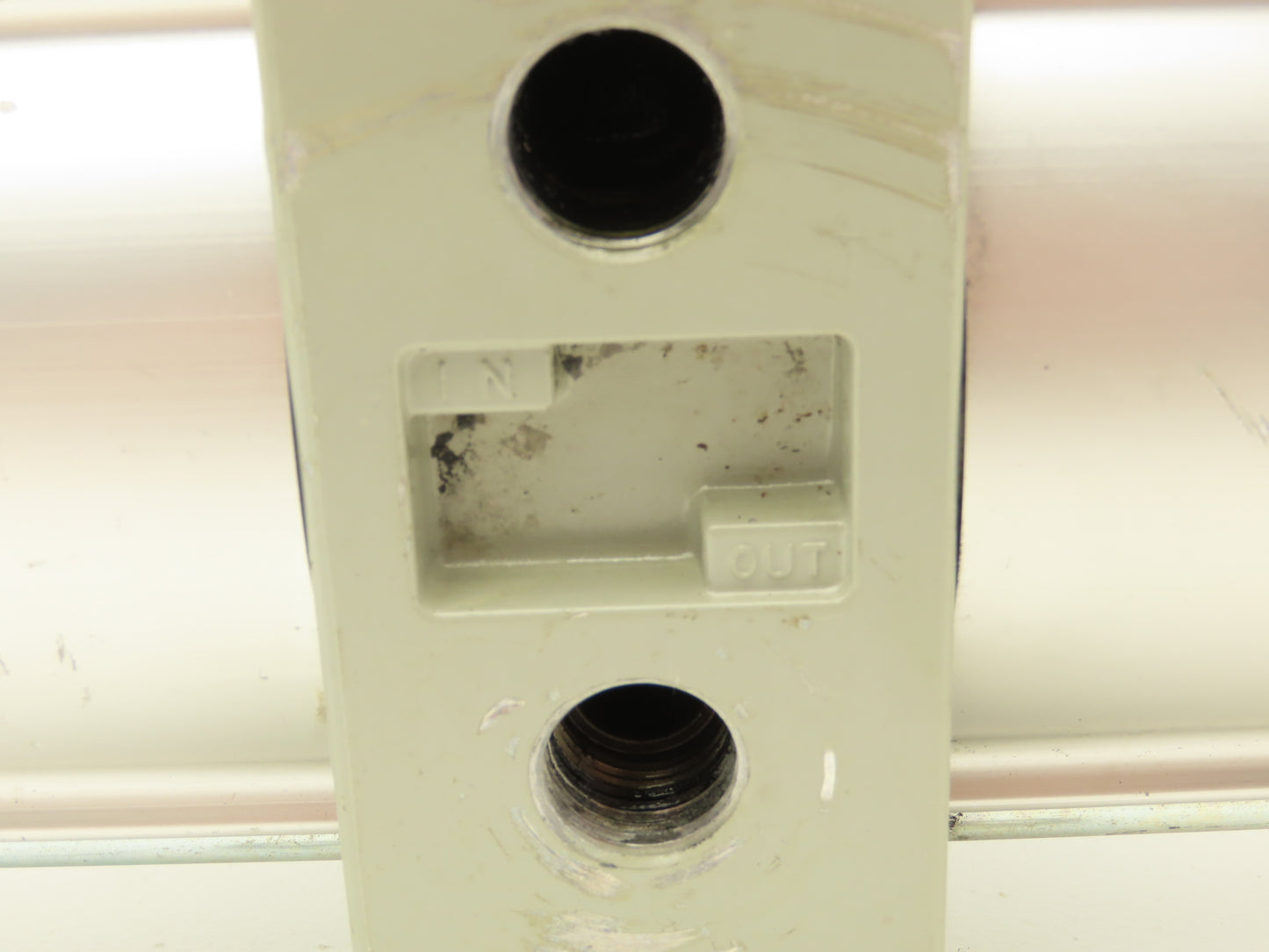 SMC VBAT38A1-RV Pneumatic Air Booster Regulator 1 Bar 145PSI
