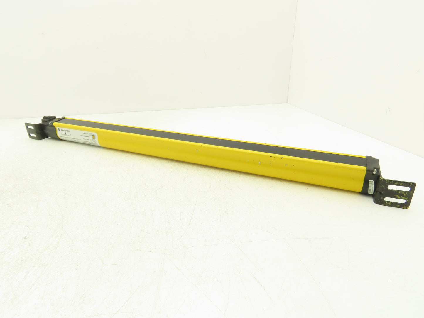 440L-R4J0640YD Guardmaster Guardshield Safety Light Curtain Receiver Only 640mm