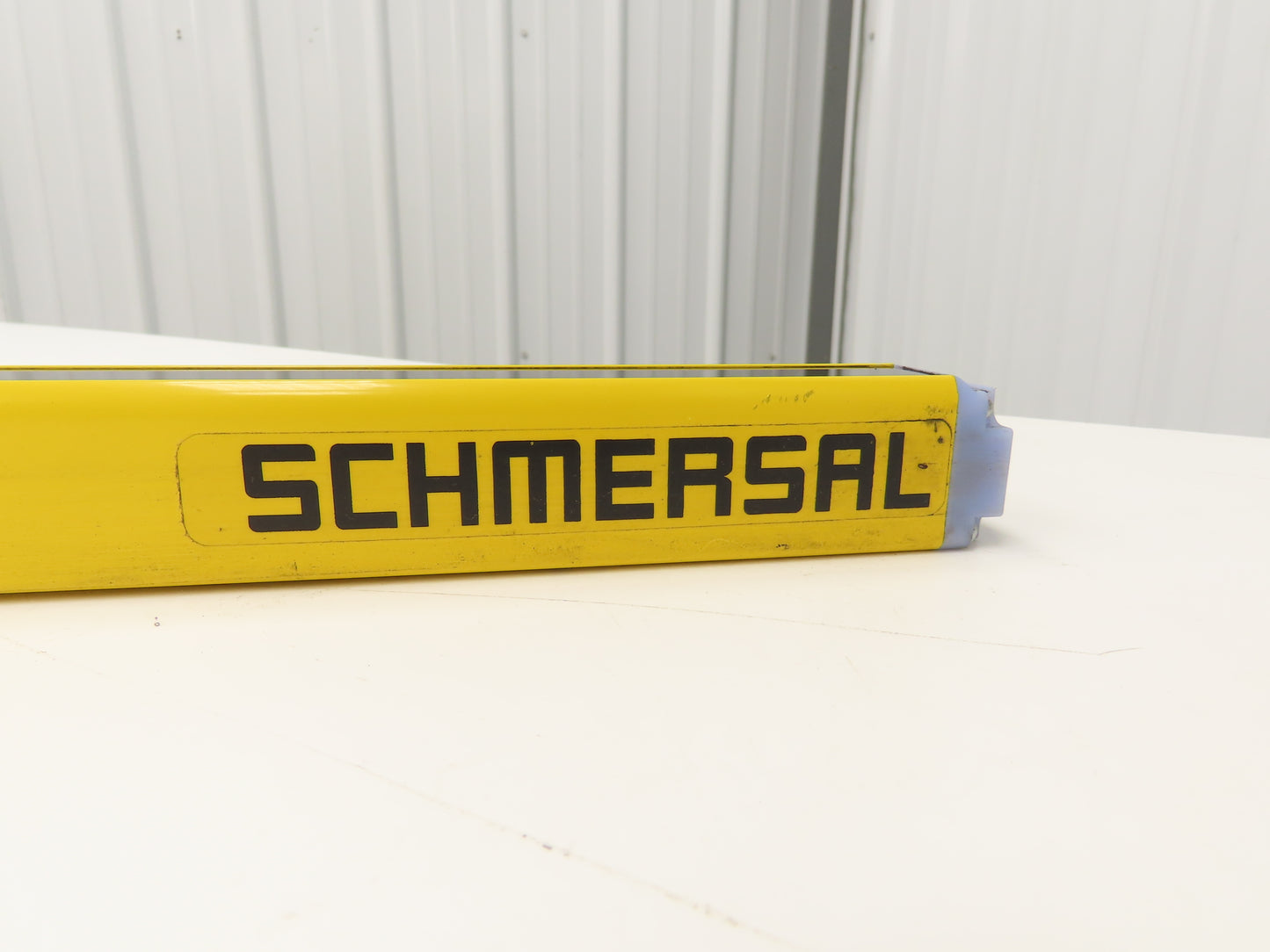 Schmersal SLC440COM-R-1290-14 Safety Light Curtain Receiver Only