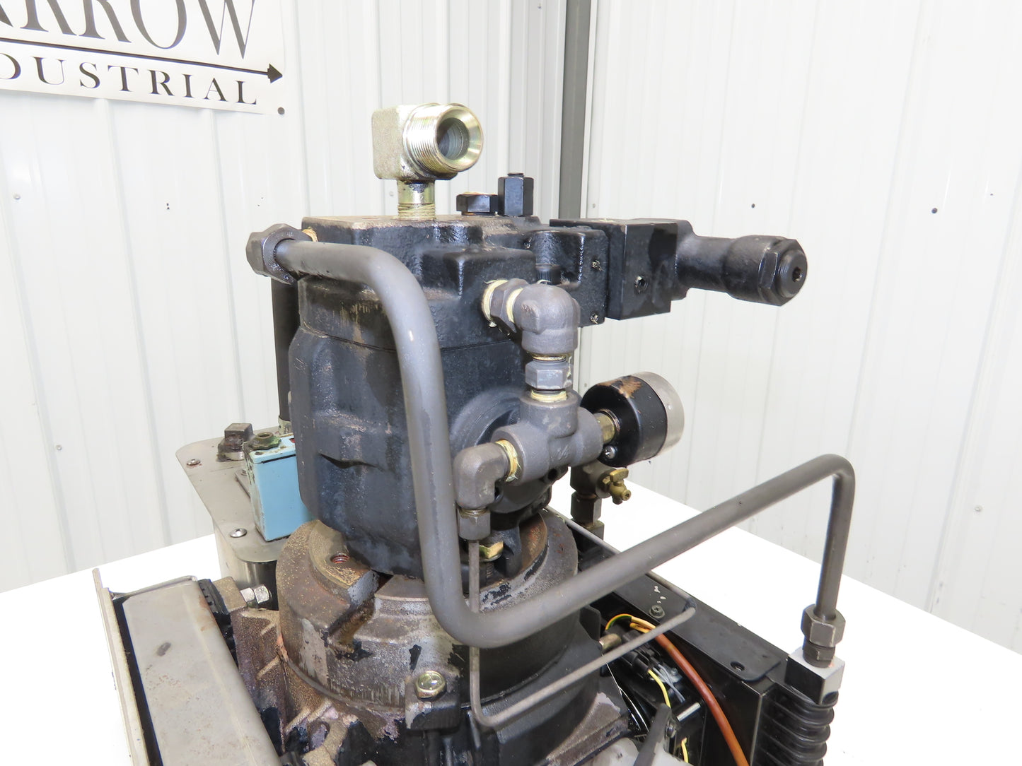 Daikin V15AIRX-95 S38 Hydraulic Power Unit 10L Tank 25L/min 855psi 2.2kw 220V