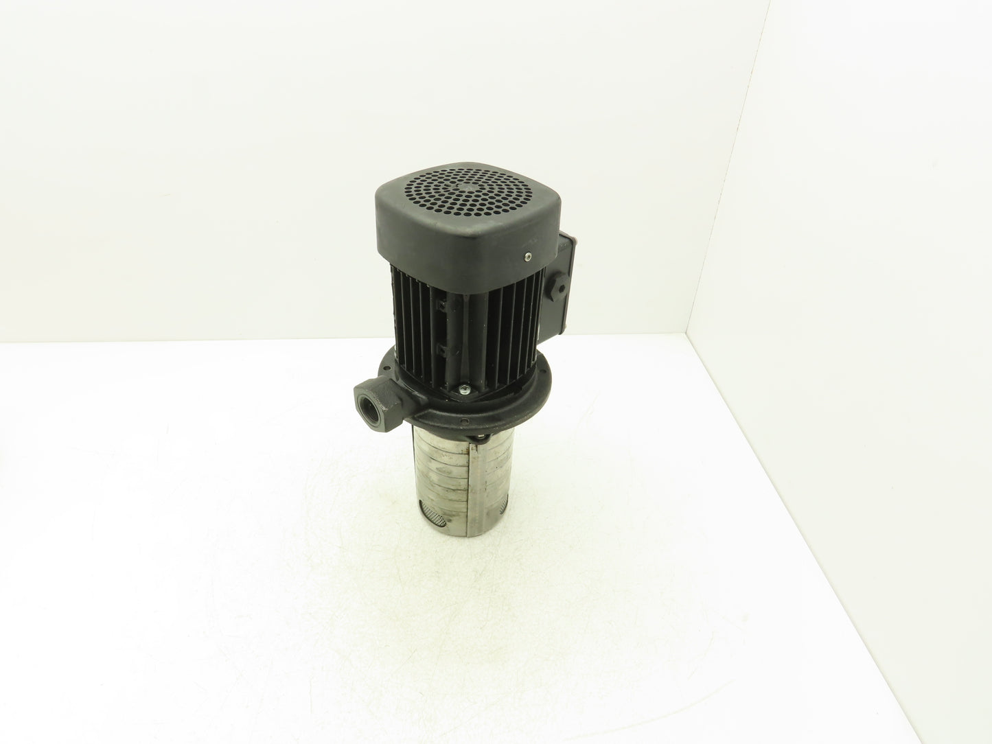 Grundfos MTC2-6/3 A-WB-A-AQQV Immersion Coolant Pump 13GPM .75Hp 230/460V 3PH