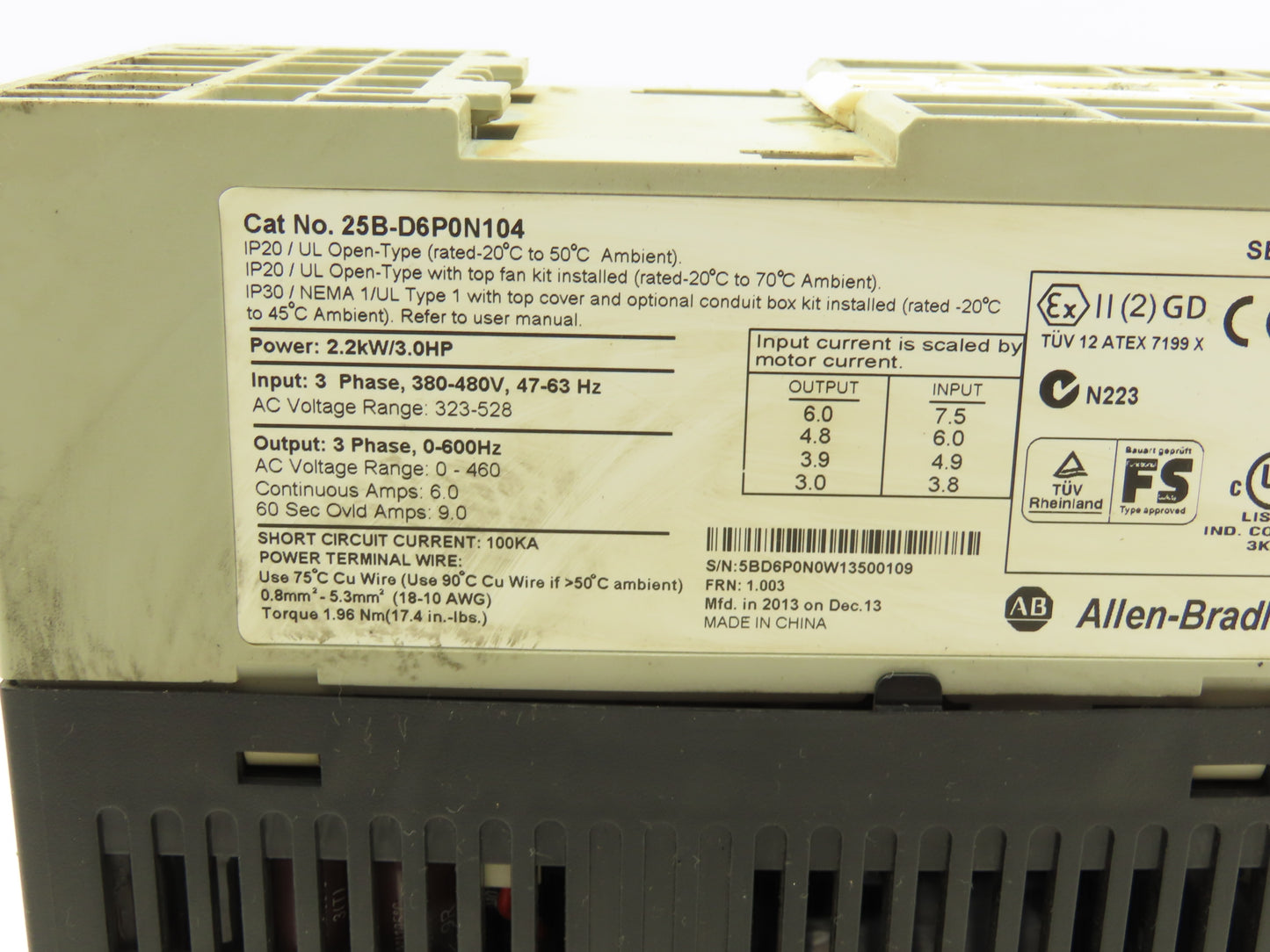 Allen Bradley 25B-D6P0N104 Powerflex 525 3Hp VFD AC Drive 480V 50/60Hz FRN 1.003