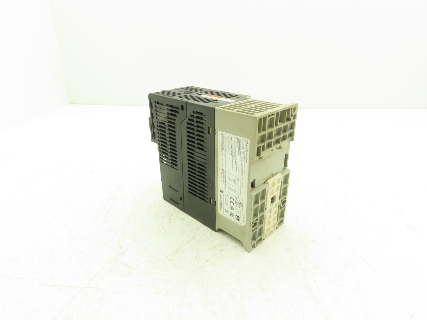 Allen Bradley 25B-D6P0N104 Powerflex 525 3Hp VFD AC Drive 480V 50/60Hz FRN 4.001
