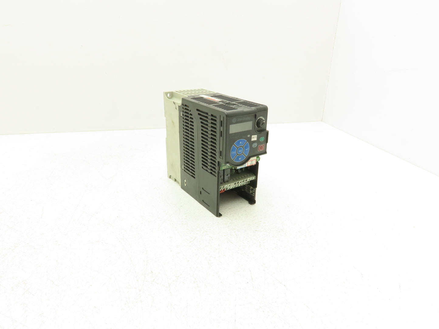 Allen Bradley 25B-D6P0N104 Powerflex 525 3Hp VFD AC Drive 480V 50/60Hz FRN 2.002