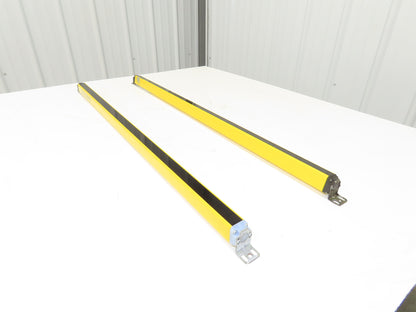 Schmersal SLC440COM-ER-0890-14 Safety Light Curtain Transmitter & Receiver Set