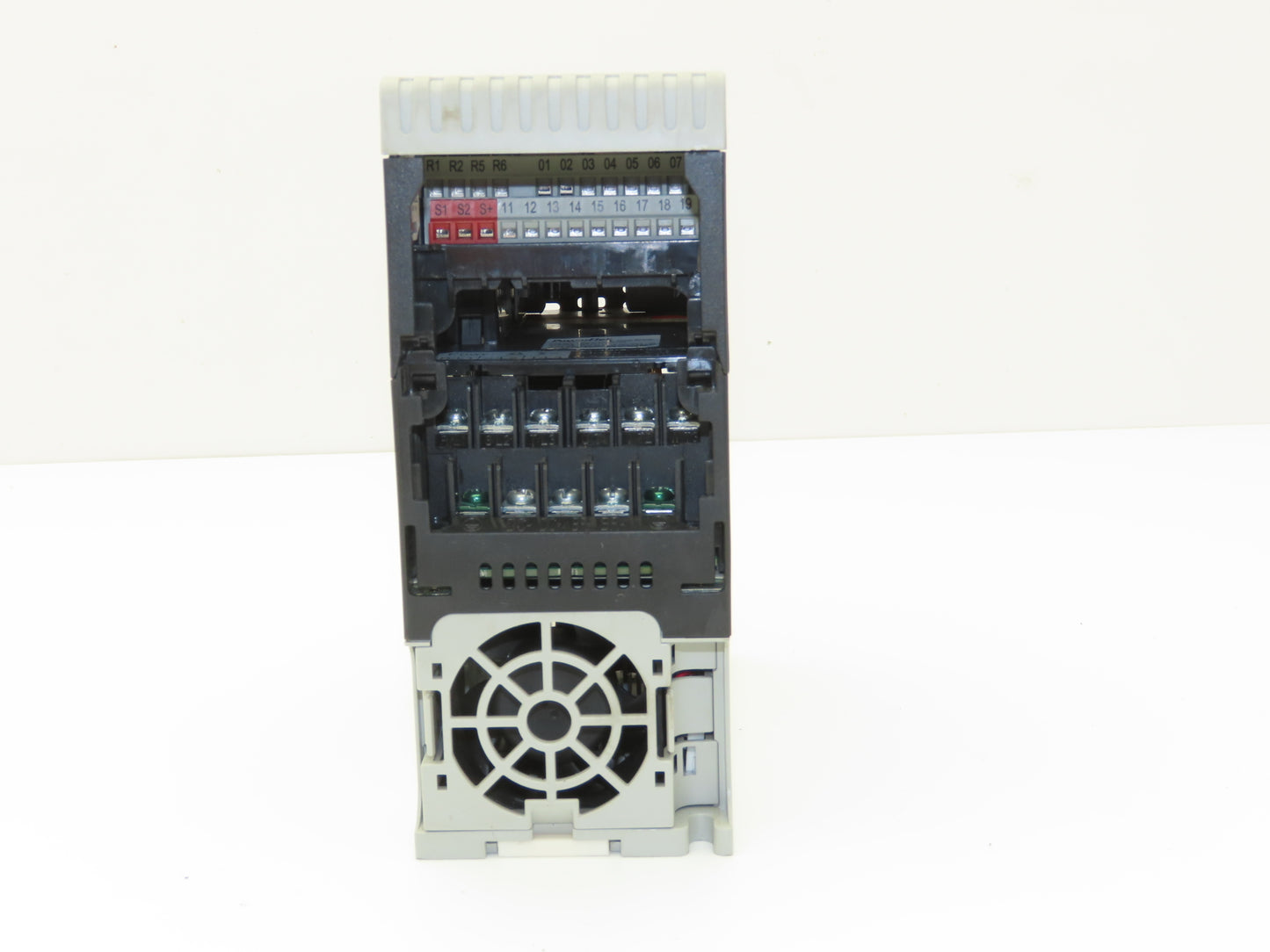 Allen Bradley 25B-D4P0N104 PowerFlex 525 AC Drive 1.5kW 2Hp 380-480V 3ph Ser A