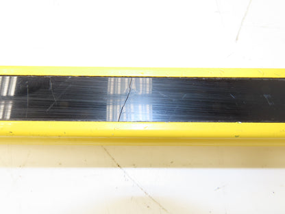 440L-P4J0960YD Guardshield Safety Light Curtain Transmitter/Receiver Set -READ