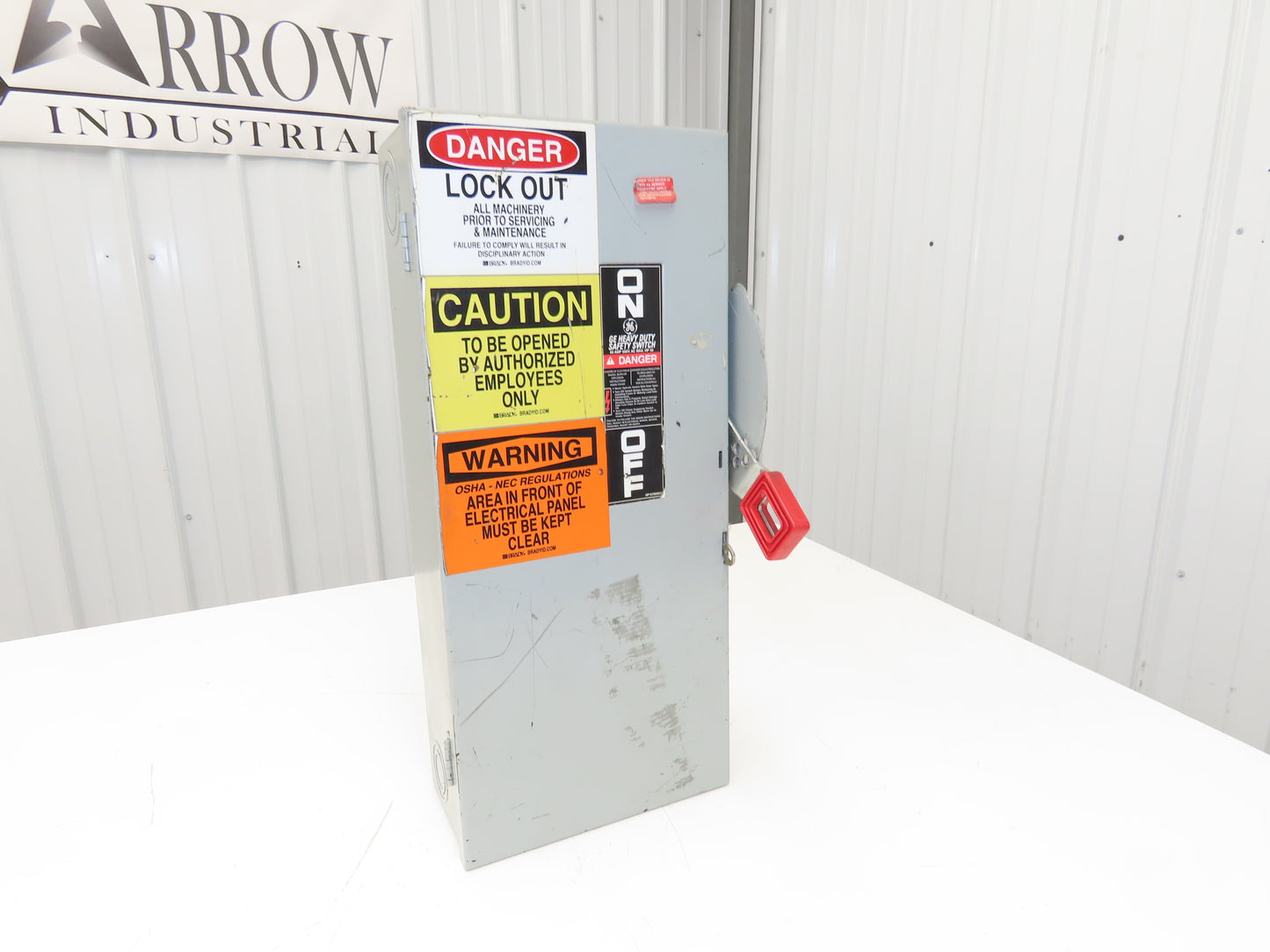 General Electric TH3362 Model 10 GE Safety Disconnect Switch 60A 600VAC