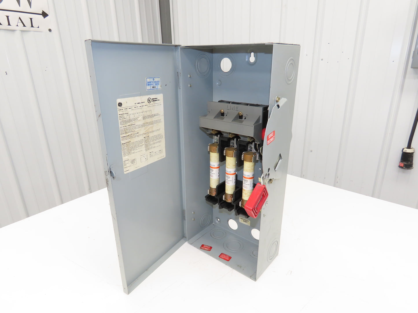 General Electric TH3362 Model 10 GE Safety Disconnect Switch 60A 600VAC