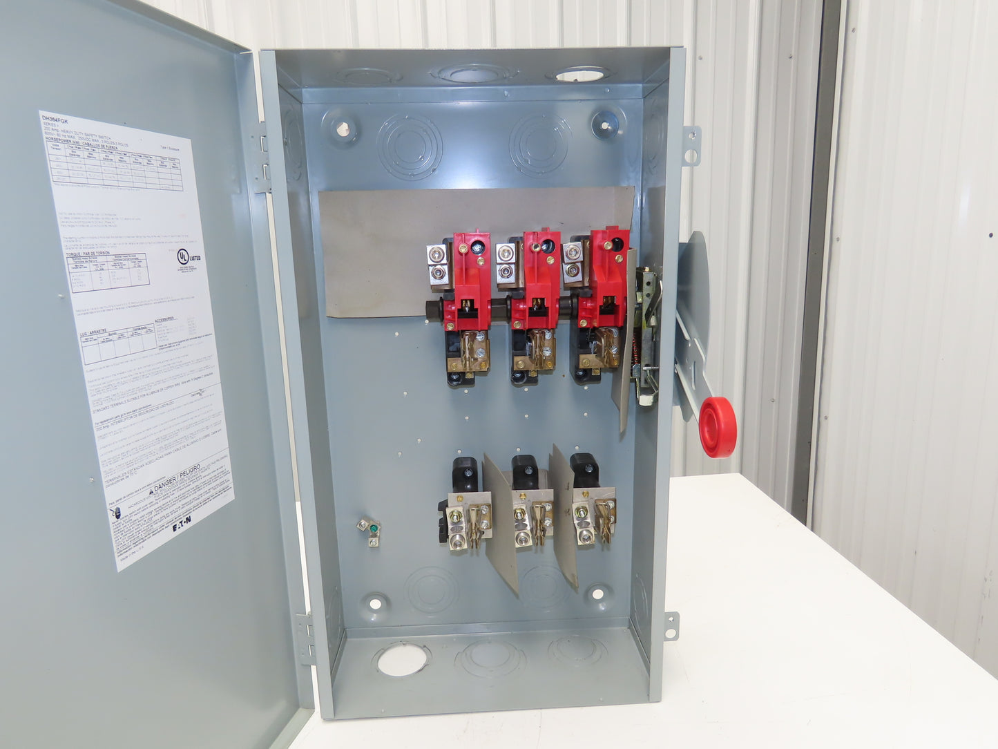 Eaton DH364FGK Fusible Disconnect Safety Switch 200A 600V 3Ph