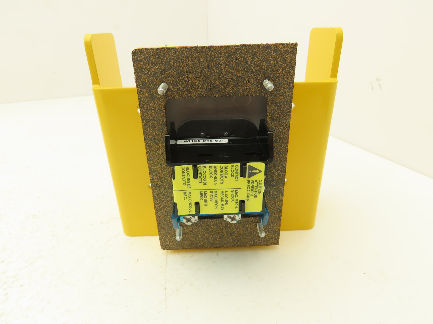 Allen Bradley 800P-F2CGAV Palm Operated Push Button Switch Flush Mount 1NO 1NC
