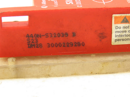 Allen Bradley 440N-S32039 B SIPHA Guardmaster Safety Interlock Switch Sensor