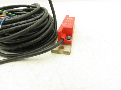 Allen Bradley 440N-S32039 B SIPHA Guardmaster Safety Interlock Switch Sensor