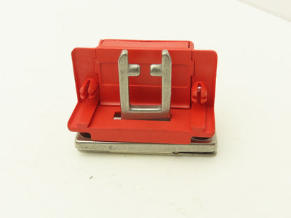 Allen Bradley 440G-A36050 Spartan Switch Actuator Catch Retainer Guide  Lot of 2