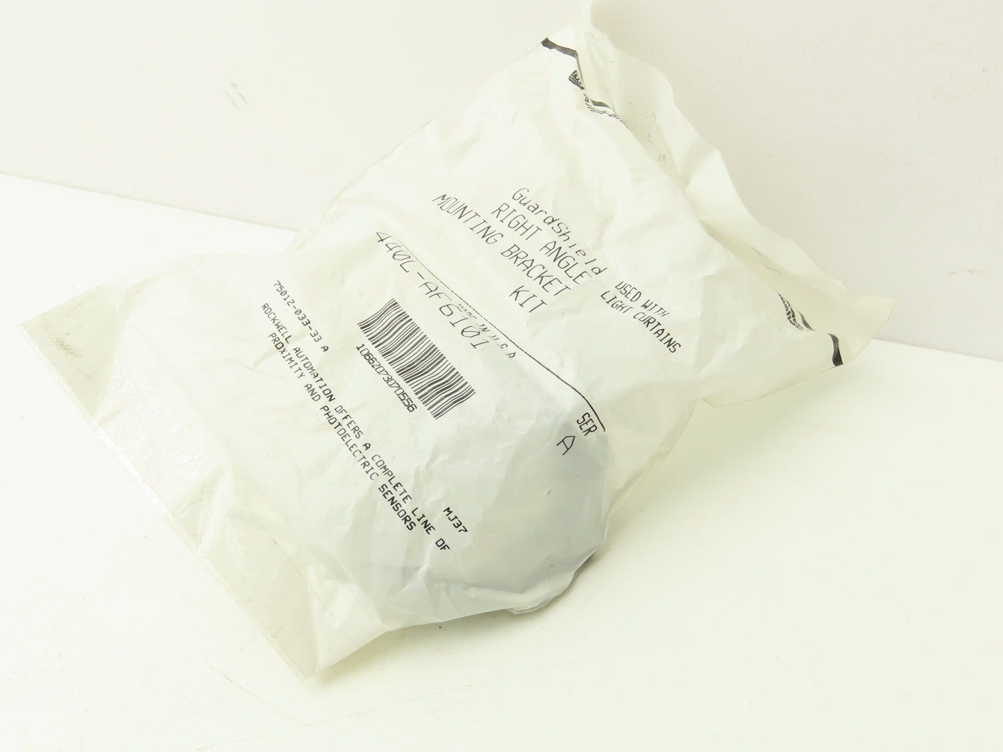 Allen Bradley 440L-AF6101 Light Curtain L Shaped Mounting Bracket  Set of 4