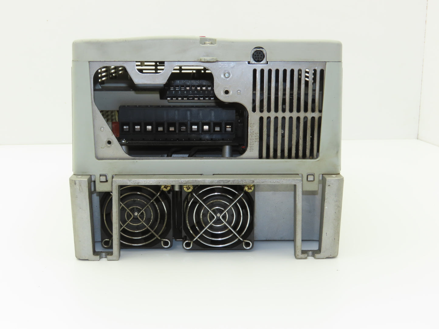 Allen Bradley 20AD022A0AYNADNN PowerFlex 70 VFD 15Hp 480V 3Ph 20A Ser A FW 1.012