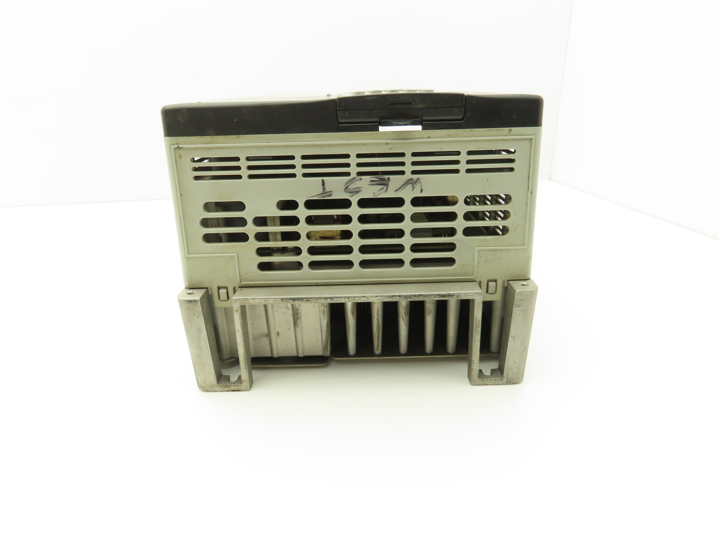 Allen Bradley 20AD022A0AYNADNN PowerFlex 70 VFD 15Hp 480V 3Ph 20A Ser A FW 1.012
