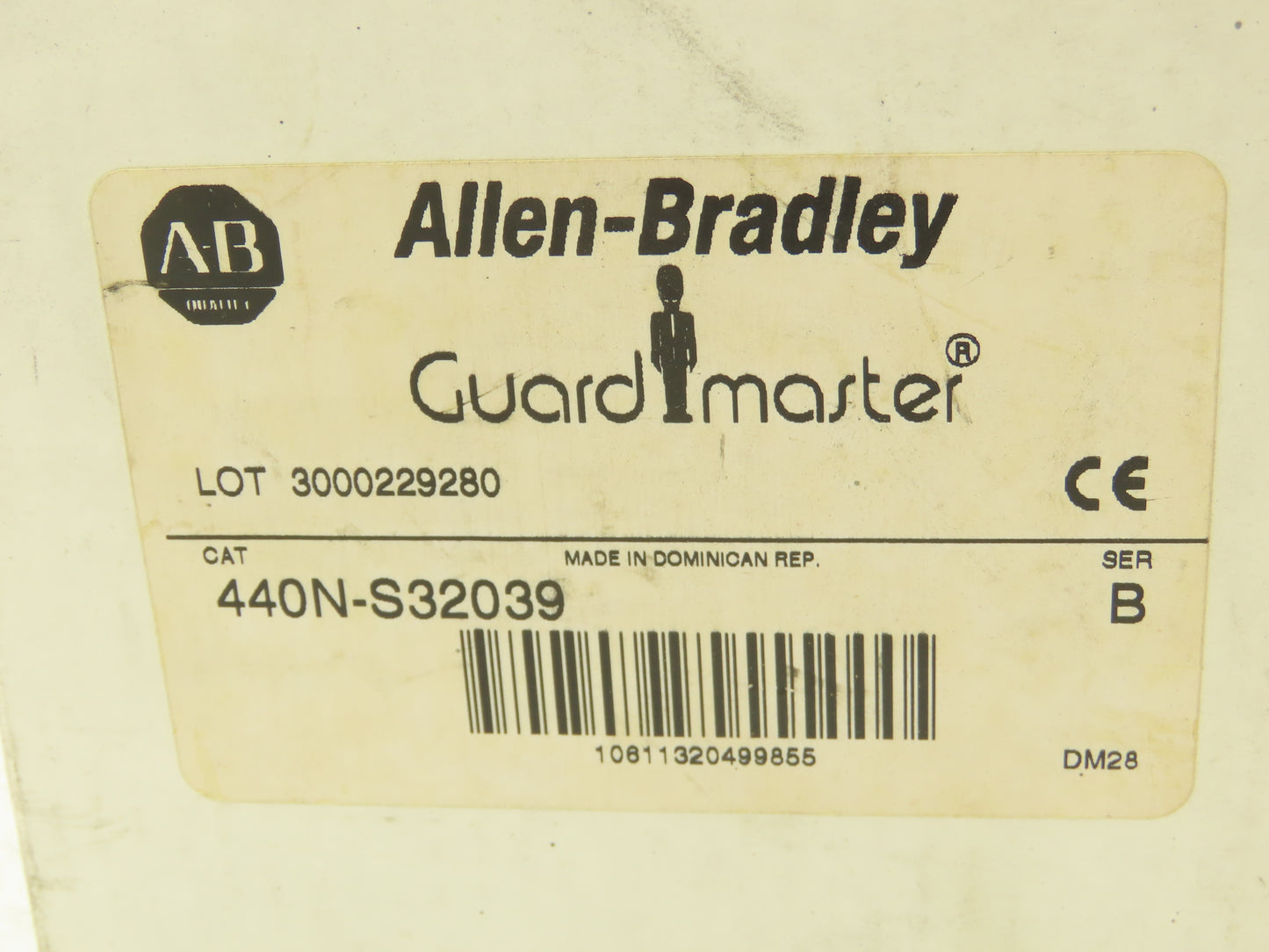 Allen Bradley 440N-S32039 B SIPHA Guardmaster Safety Interlock Switch Sensor