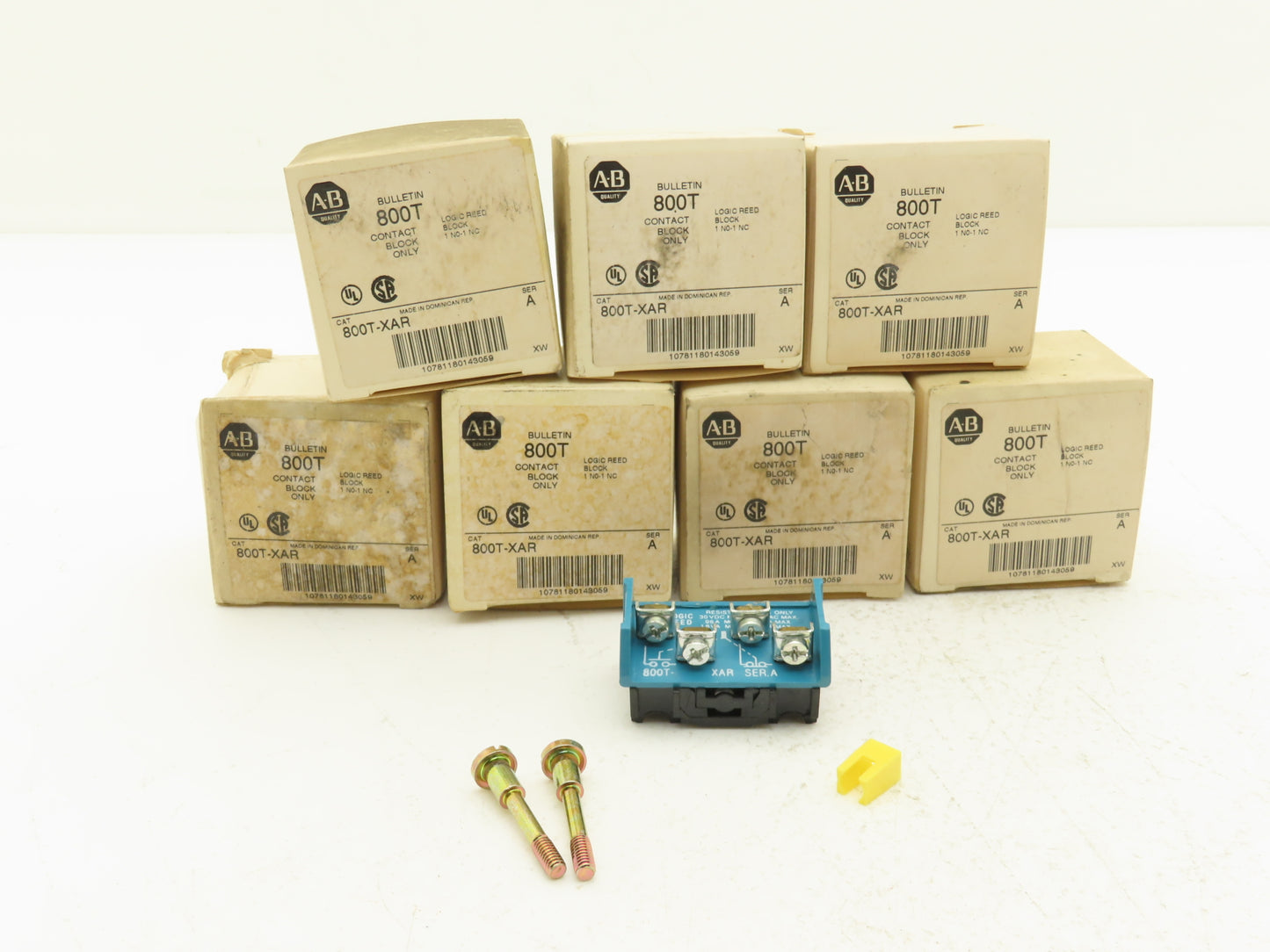 Allen Bradley 800T-XAR Logic Reed 30mm Pushbutton Contact Block 1NO 1NC Lot of 7