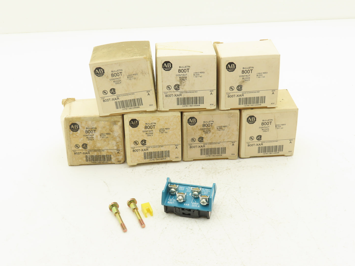 Allen Bradley 800T-XAR Logic Reed 30mm Pushbutton Contact Block 1NO 1NC Lot of 7