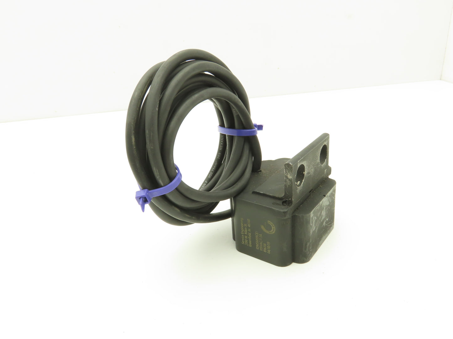 Service Engineering IDMSM99CE1 Vibratory Feeder Bowl Electromagnet 115VAC 1.3A