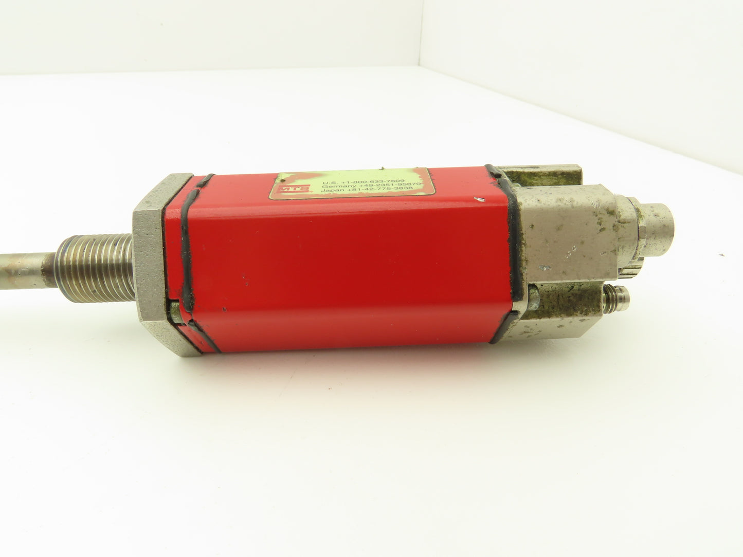 Temposonics RHT0120UD561N101 R-Series Linear Cylinder Position Sensor 12" Rod