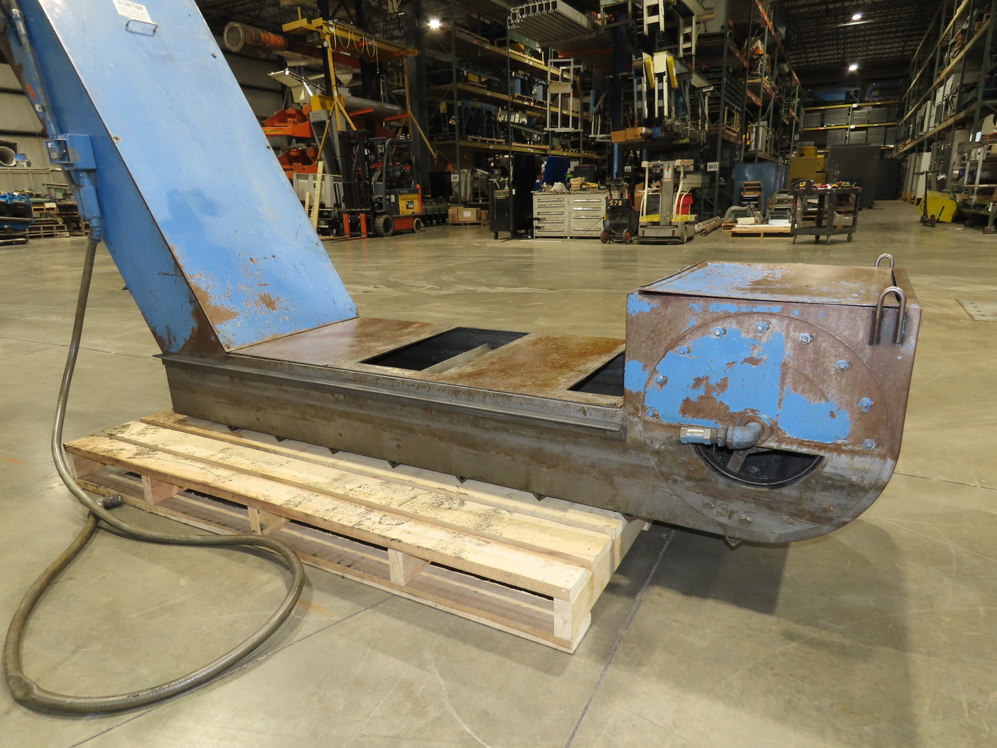 Barnes Kleenall Chip Conveyor Scraper Chain Coolant Filter 25"x72" Infeed 55"H