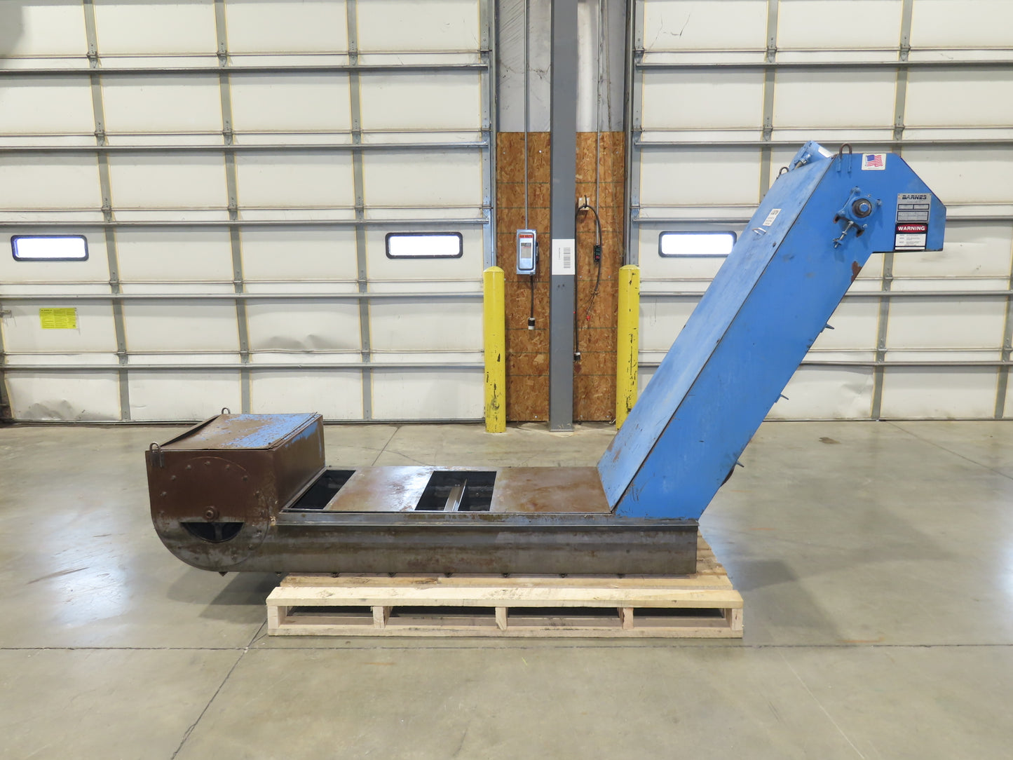 Barnes Kleenall Chip Conveyor Scraper Chain Coolant Filter 25"x72" Infeed 55"H