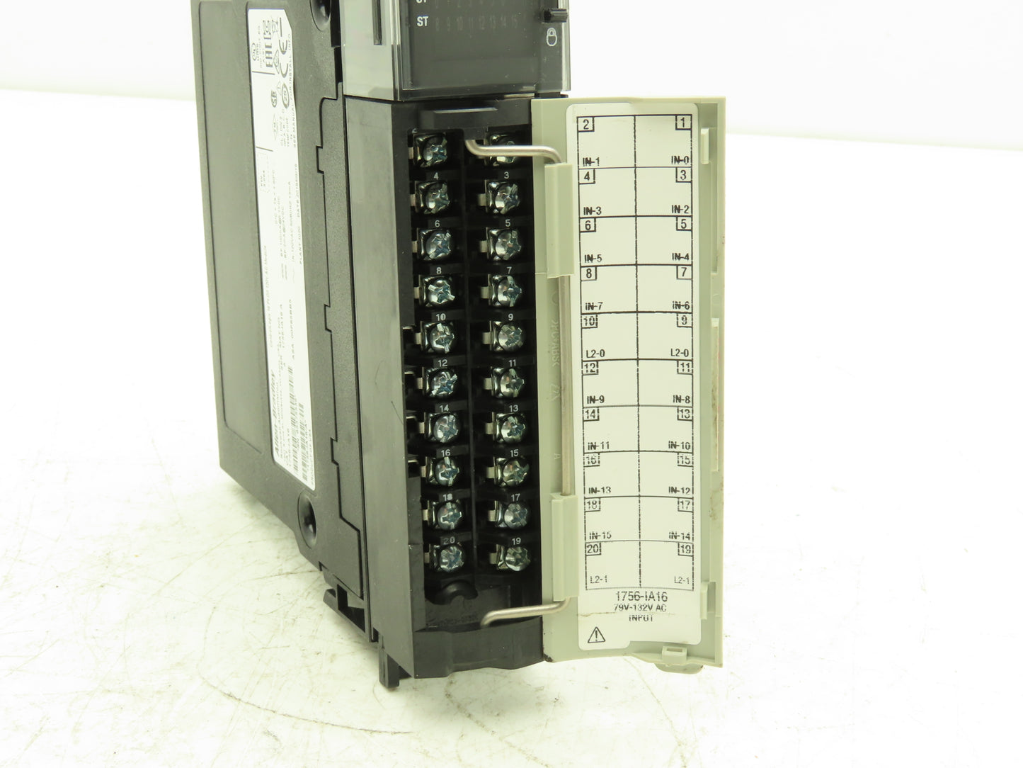 Allen Bradley 1756-IA16 A ControlLogix PLC AC Input Module 16PT 120VAC FW 3.004