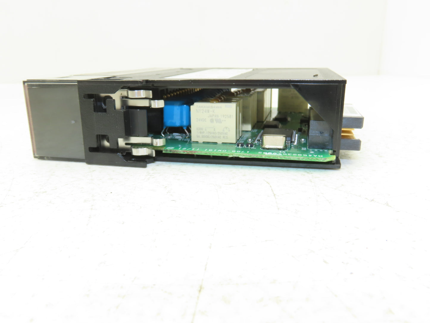 Allen Bradley 1756-OW16I A ControlLogix 16PT Relay Output 24V FW 3.003 Ser A READ