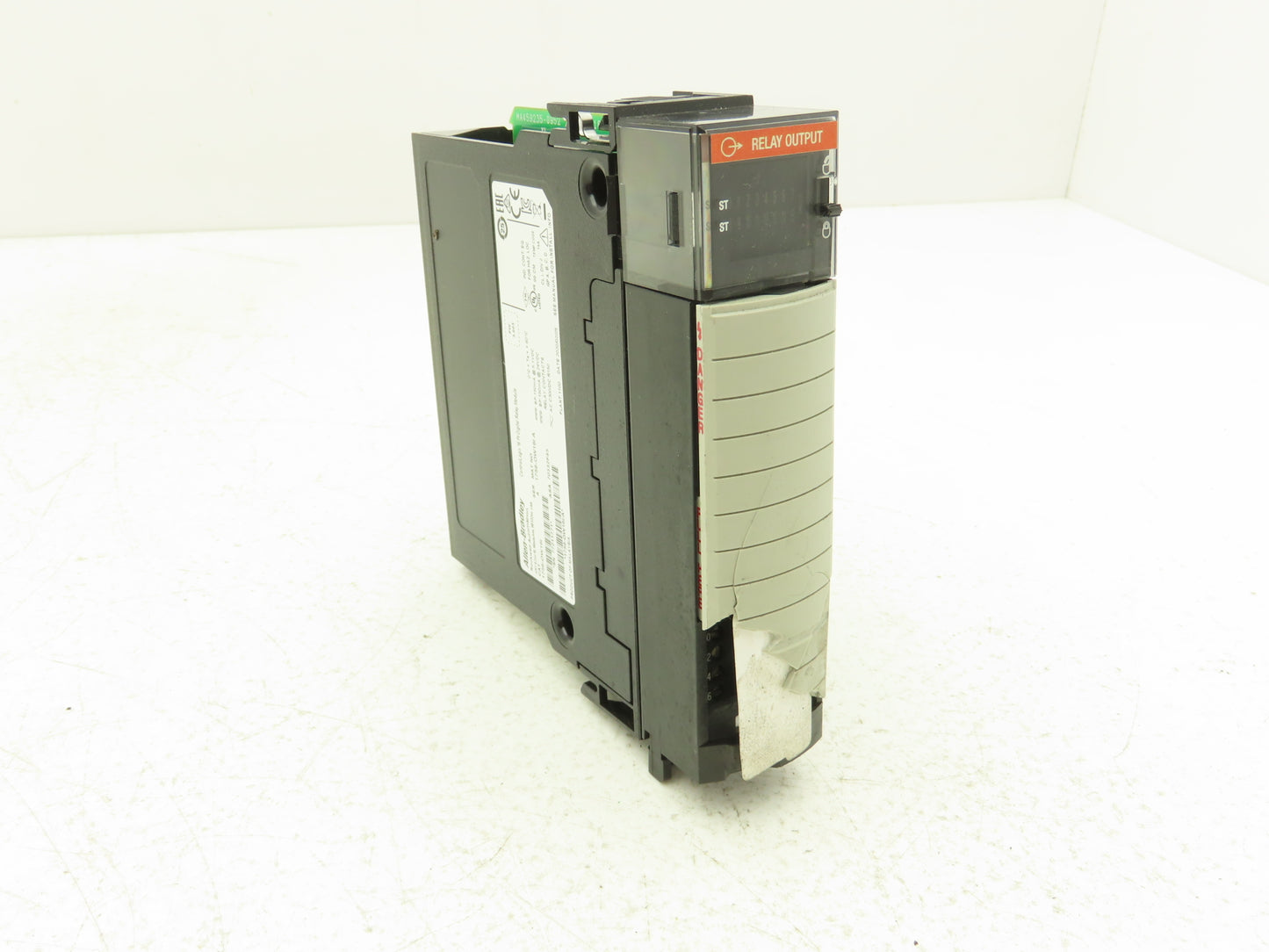 Allen Bradley 1756-OW16I A ControlLogix 16PT Relay Output 24V FW 3.003 Ser A READ
