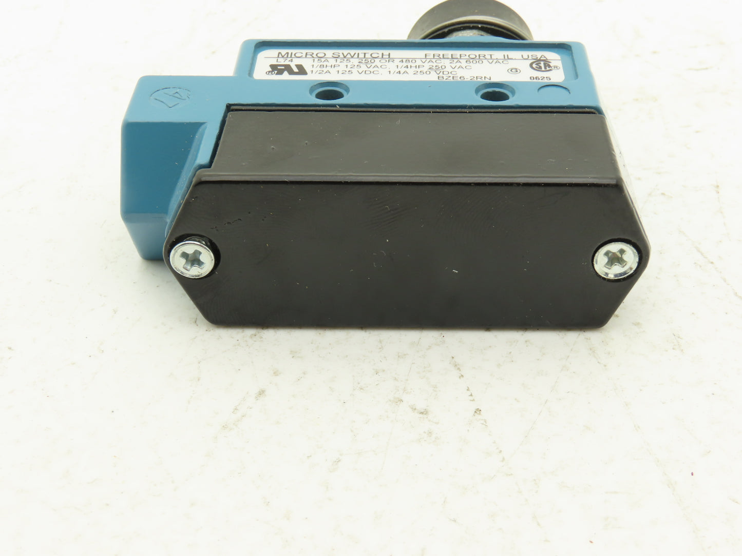Honeywell BZE6-2RN Limit Switch Side Plunger SPDT 125-600V  Lot of 3