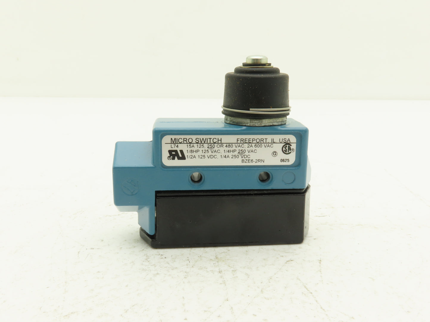 Honeywell BZE6-2RN Limit Switch Side Plunger SPDT 125-600V  Lot of 3