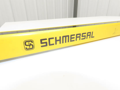 Schmersal SLC440COM-E-1450-14-1050 Safety Light Curtain Emitter -Needs Repair
