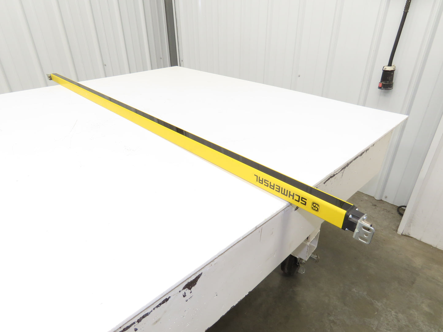Schmersal SLC440COM-E-1450-14-1050 Safety Light Curtain Emitter -Needs Repair