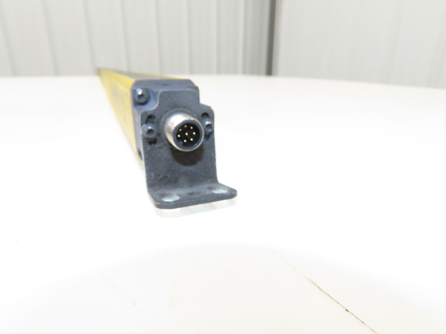 Schmersal SLC440COM-R-1450-30-1050 Safety Light Curtain Receiver -Needs Repair