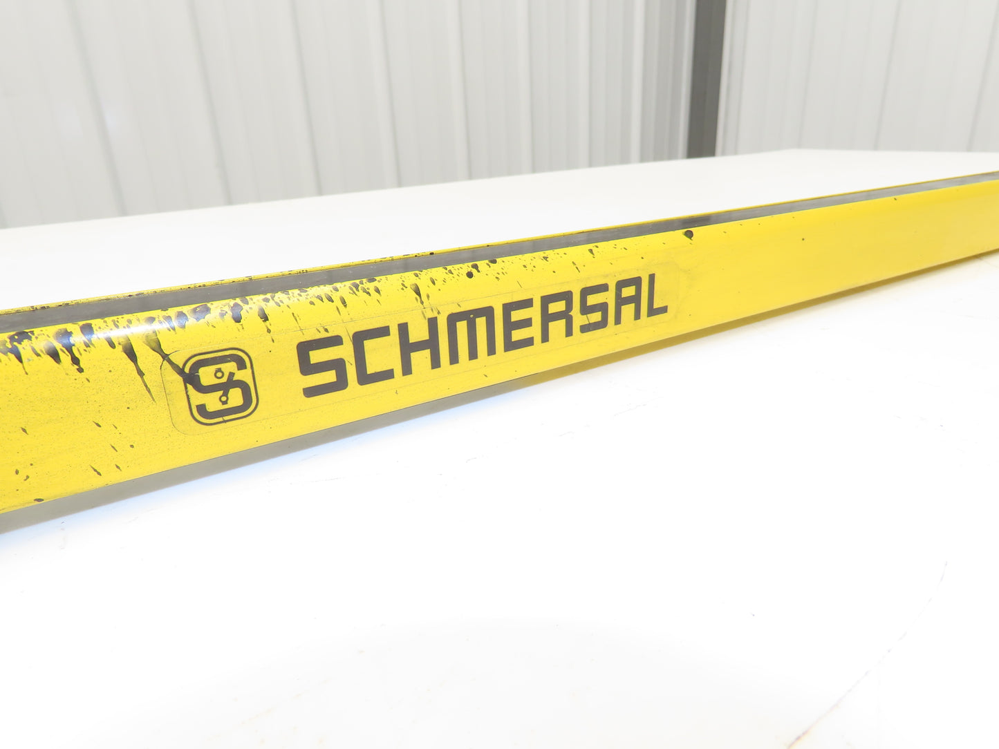 Schmersal SLC440COM-E-1450-30-1050 Safety Light Curtain Emitter -Needs Repair