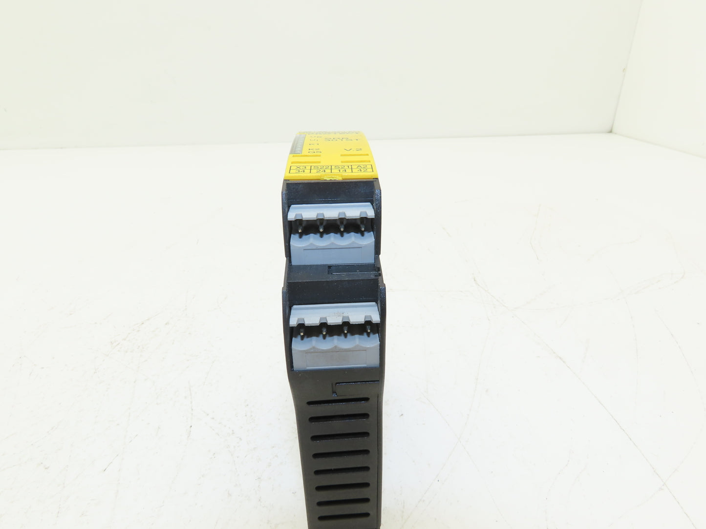 Schmersal SRB301ST-24V-V.2 Safety Relay Module 24V 103006151