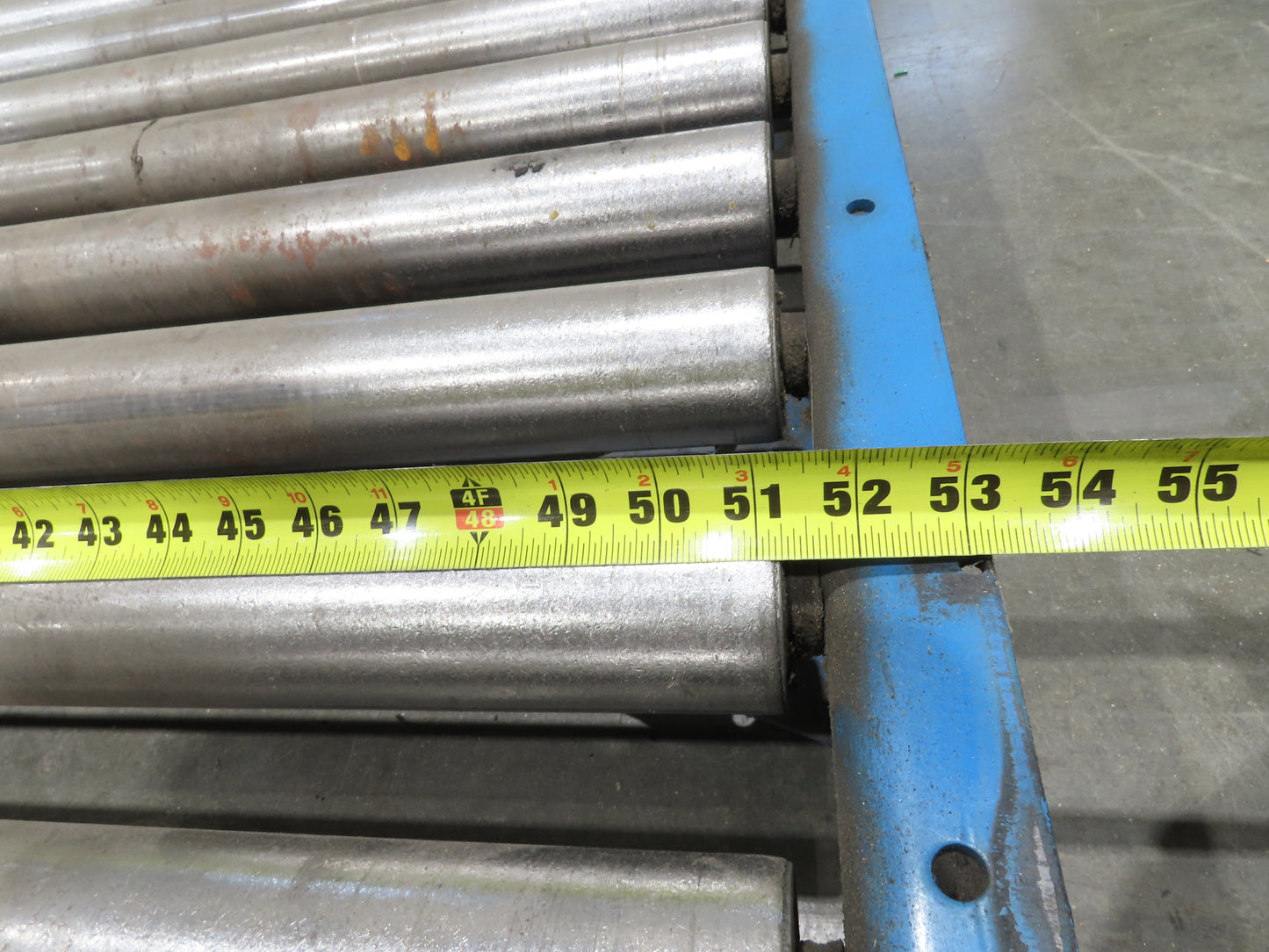Hytrol 58"W x 5'L Pallet Conveyor 2.5"Roller 51.5"BF 3PH Chain Drive 20FPM