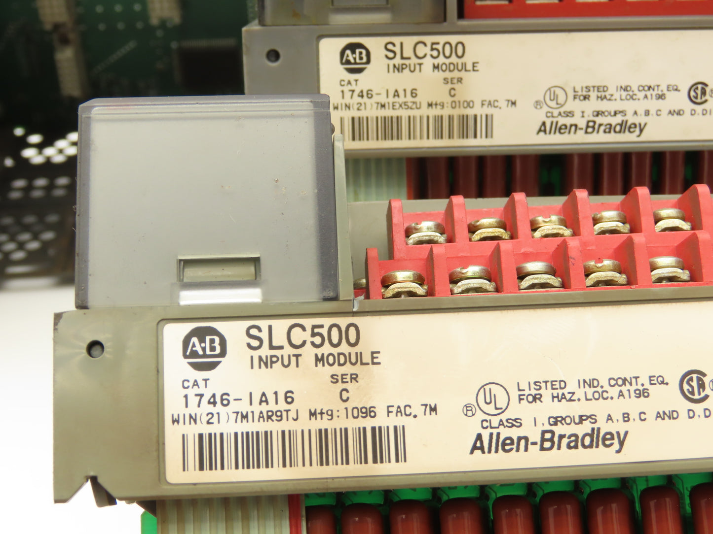 Allen Bradley 1746-A7 I/O 7 Slot Rack Chassis & Power Supply 1746-P2