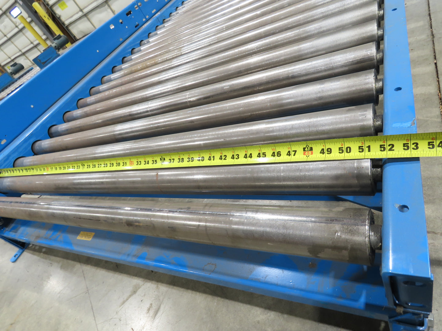 Hytrol 58"W x 15'L Pallet Conveyor 2.5"Roller 51.5"BF 3PH EZ-Logic Zones 30FPM